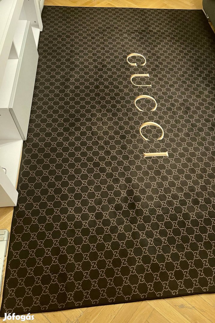 Gucci szőnyeg ( Dior , Versace  Chanel ) eladó !