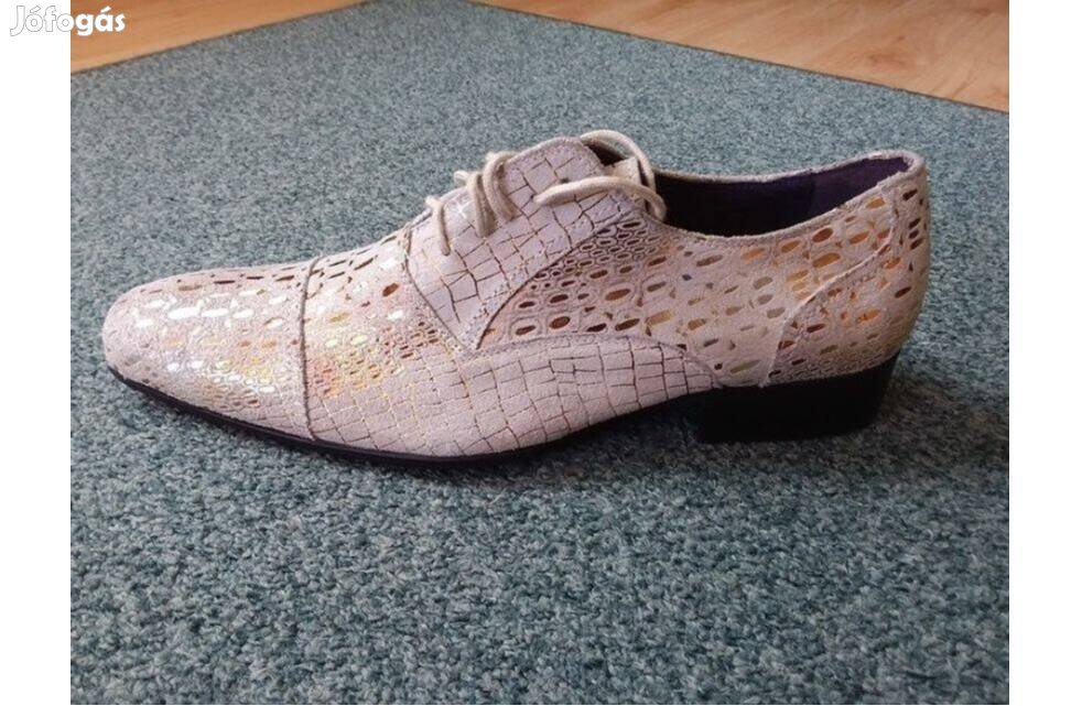 Gucinari műsorvezető színpadi fellépő cipő Új 0 km