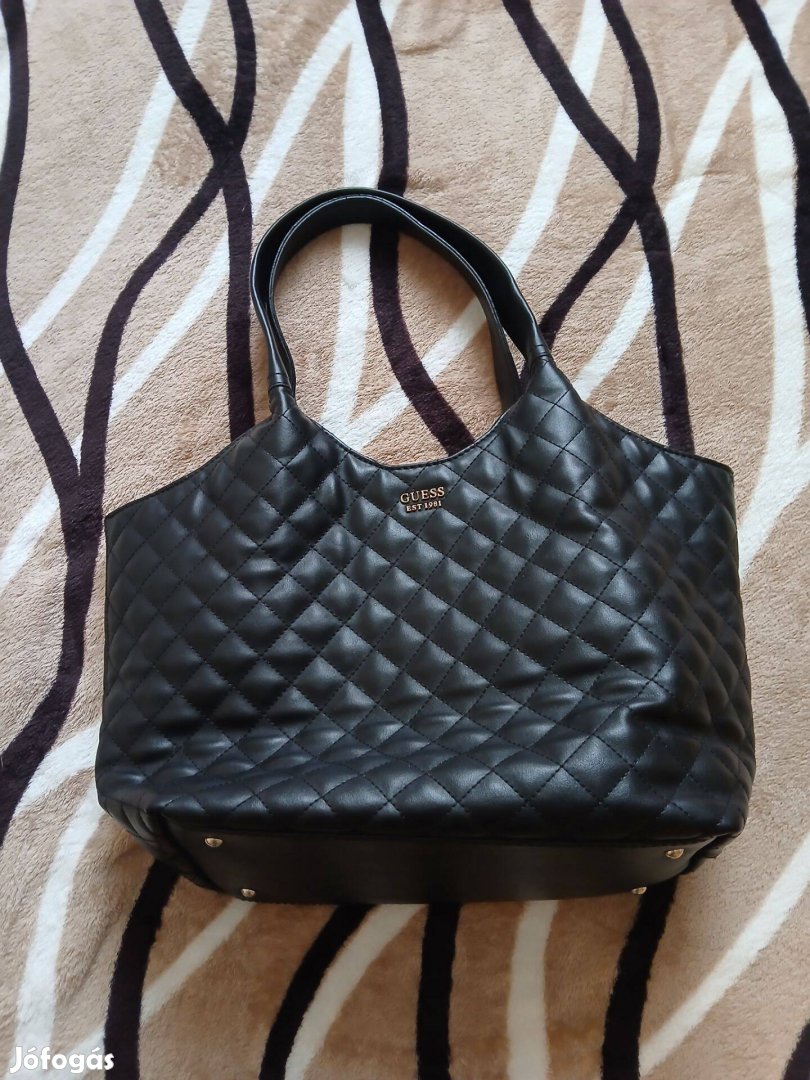 Guess Eredeti női táska