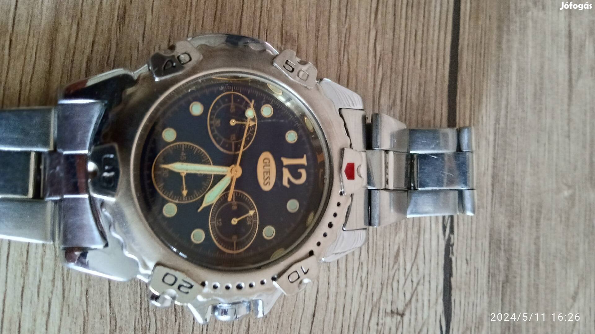 Guess chronograph