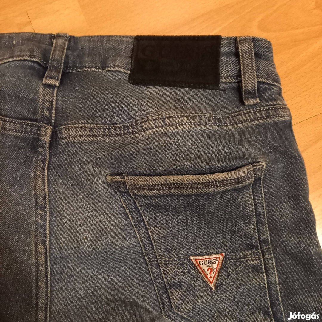 Guess férfi farmer 30