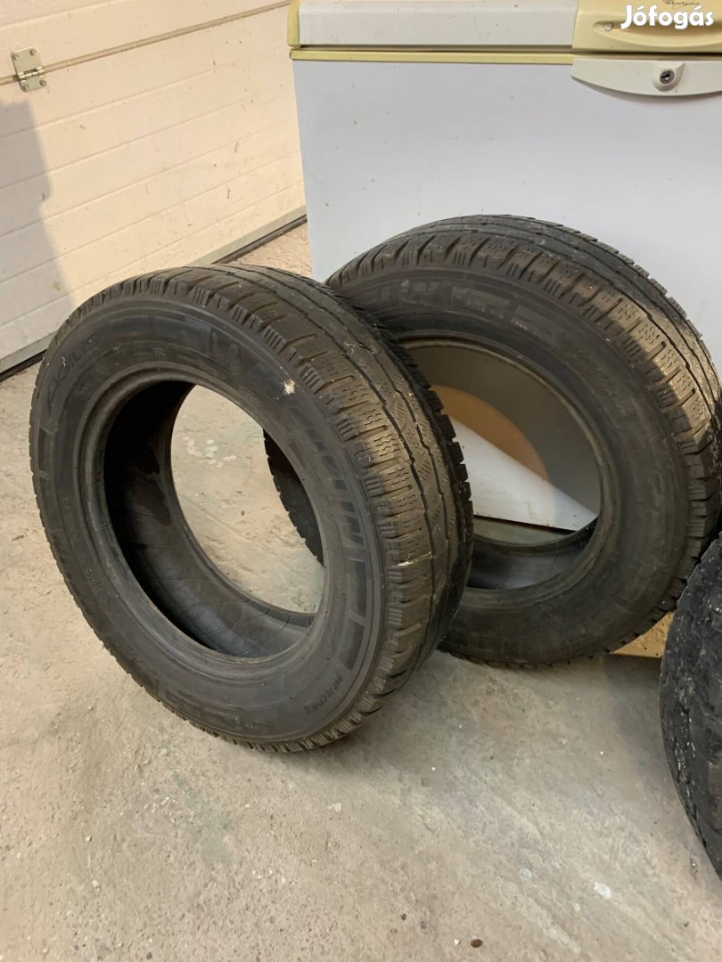 Gumi kisteherautó 215/65R16 C