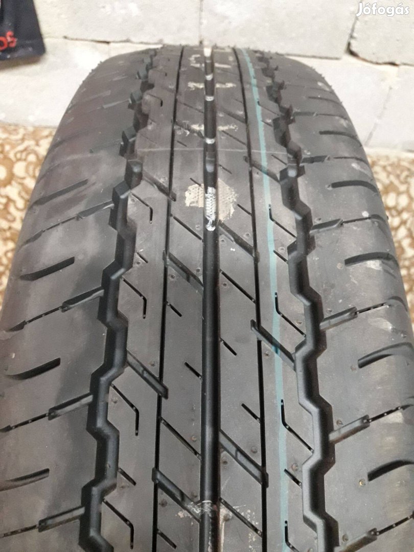 Gumiabroncs 195/80 R 15 Dunlop