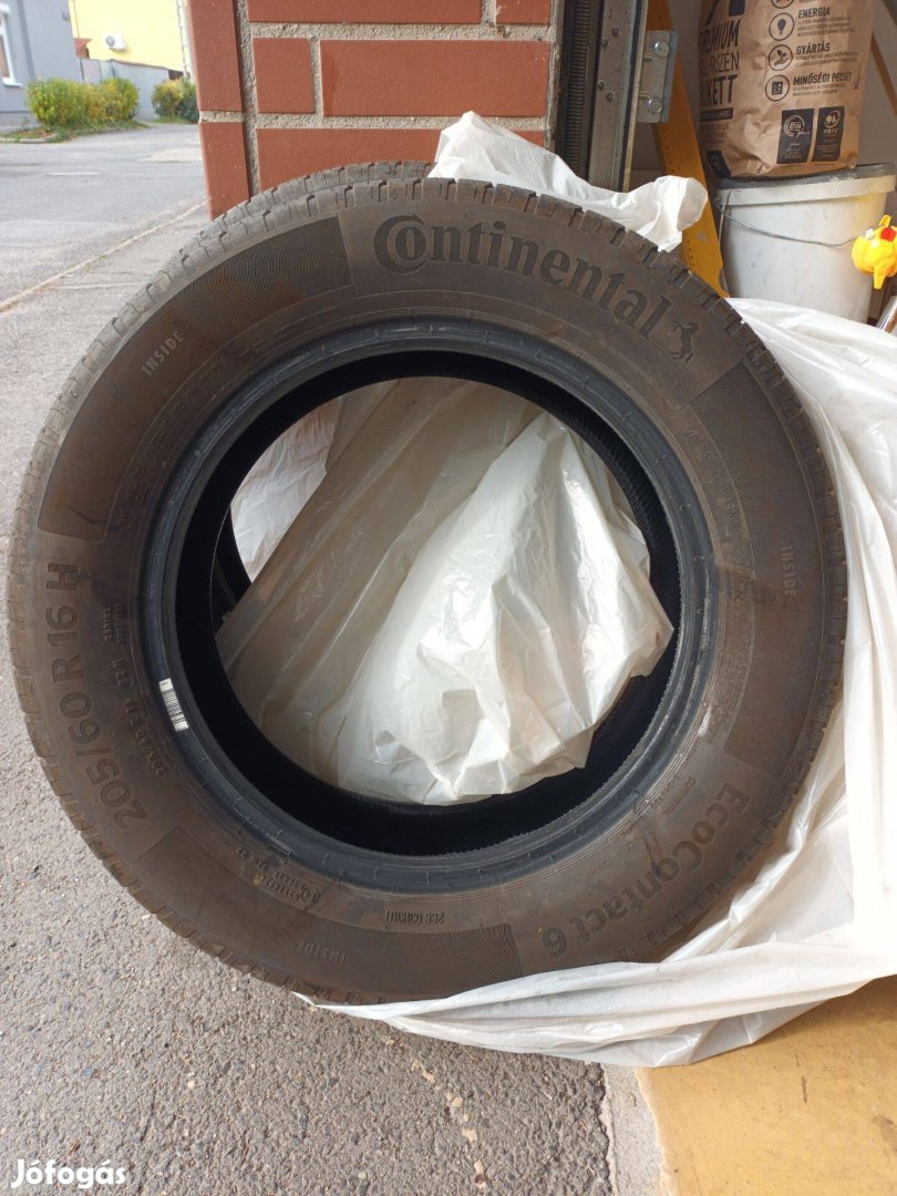 Gumiabroncs 205/60 R16 H (2023)