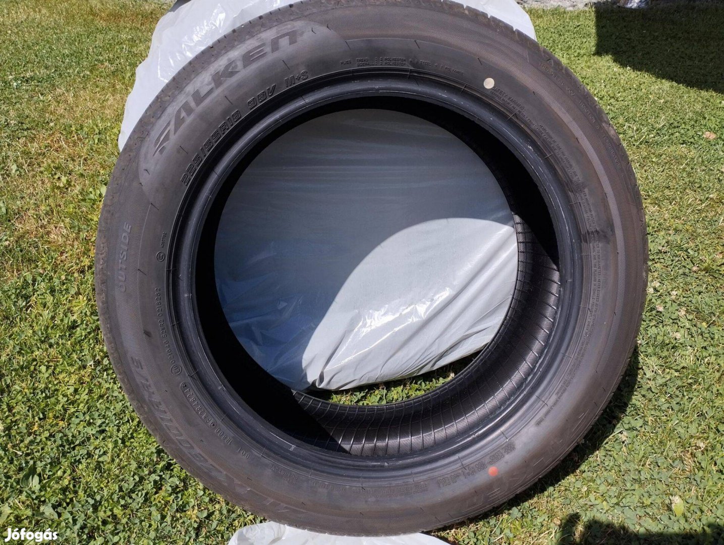 Gumiabroncs 225/55 R18 eladó