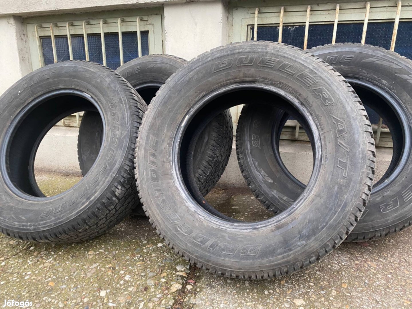 Gumiabroncs 265/65R17