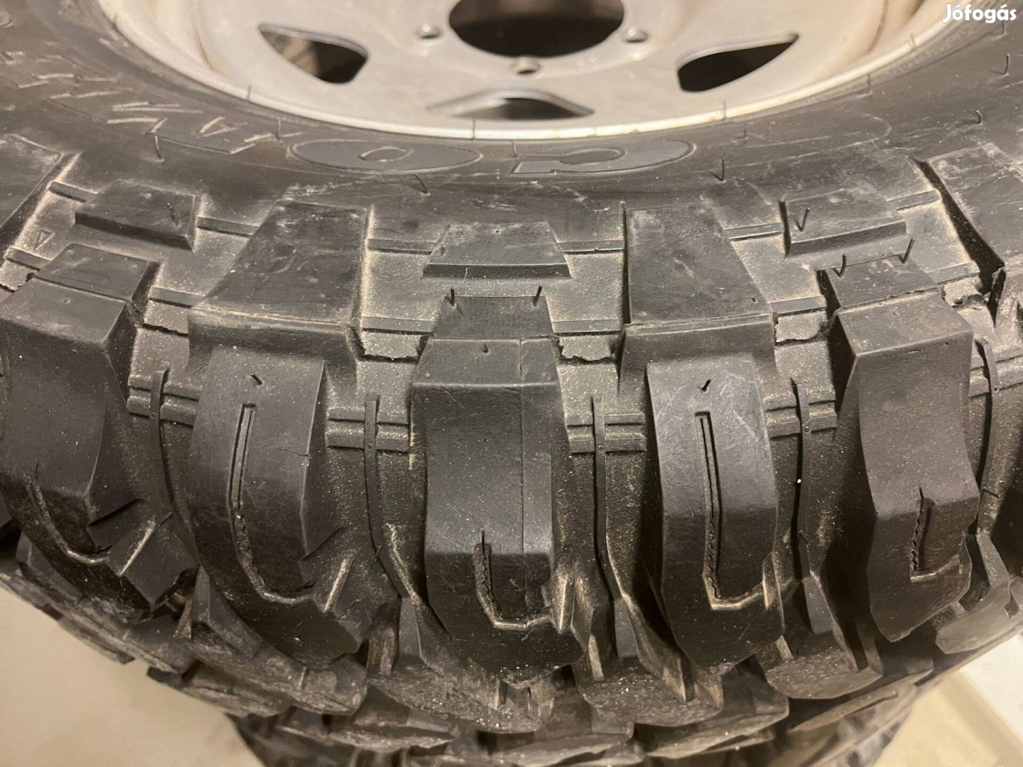 Gumiabroncs 285/70R17