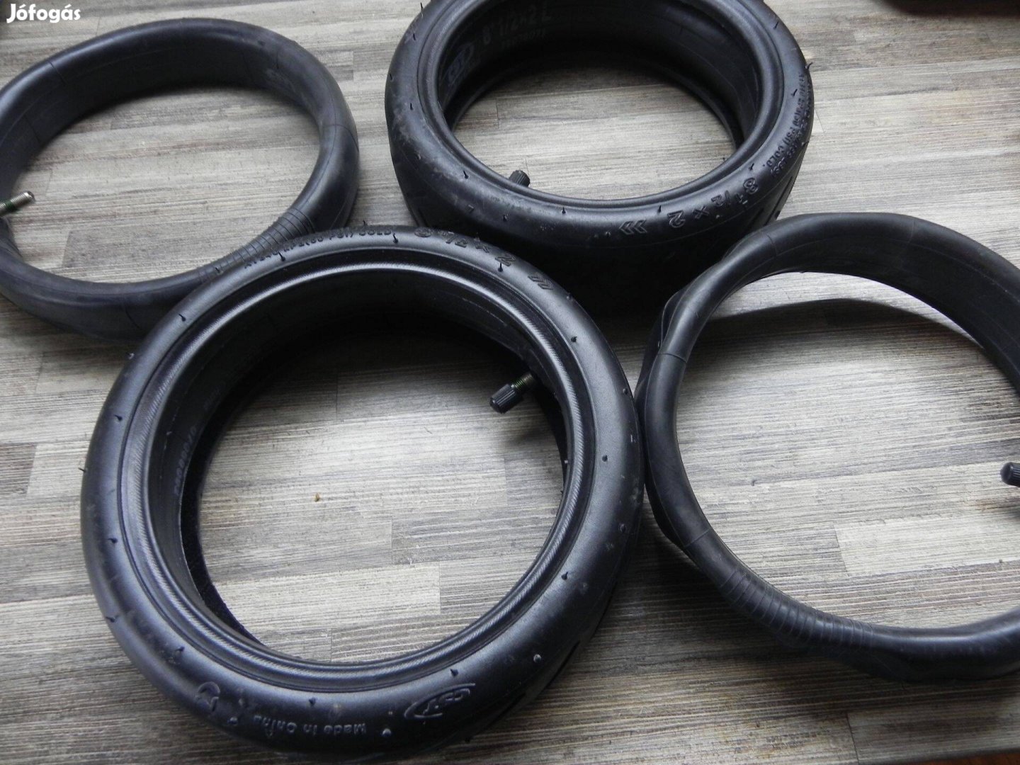 Gumiabroncs 8 1/2 x 2 gumi e-roller babakocsihoz, komplett 2db+2b