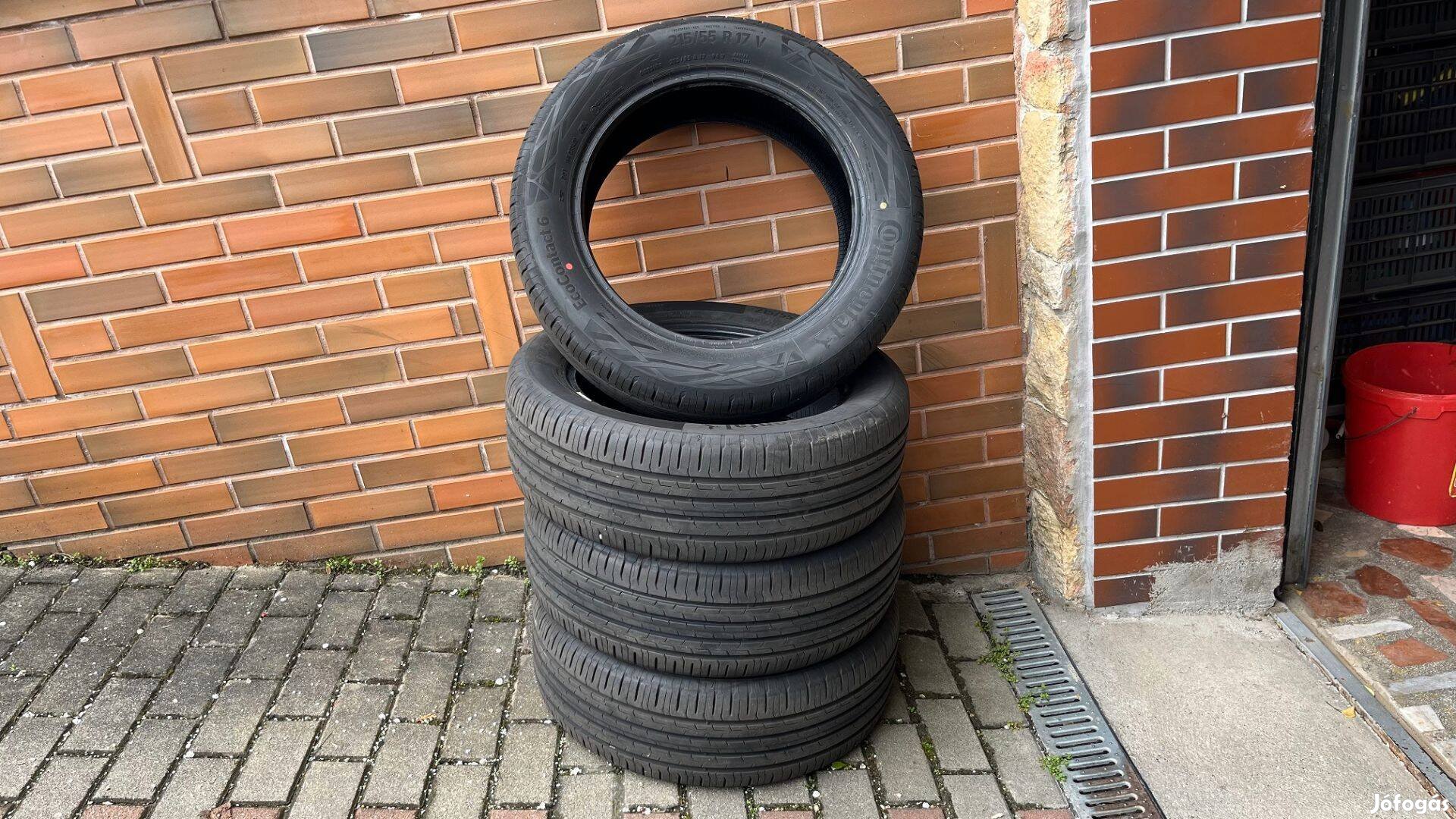 Gumiabroncs Continental Ecocontact 6; 215/55 R17