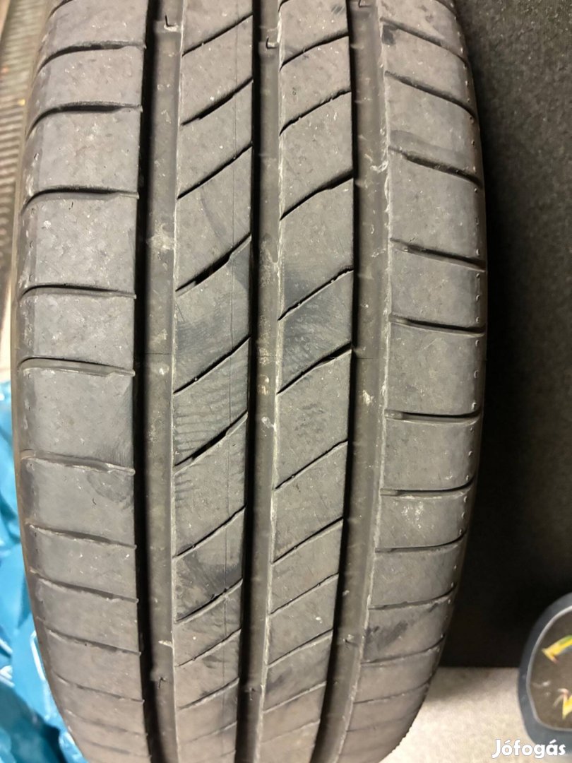 Gumiabroncs Kumho 185/65 R15 nyári 4 db