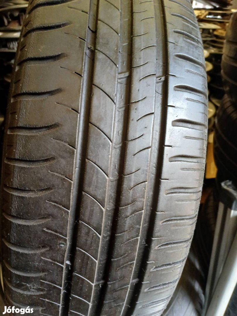 Gumiabroncs Michelin 195x65x15 garnitúra. 