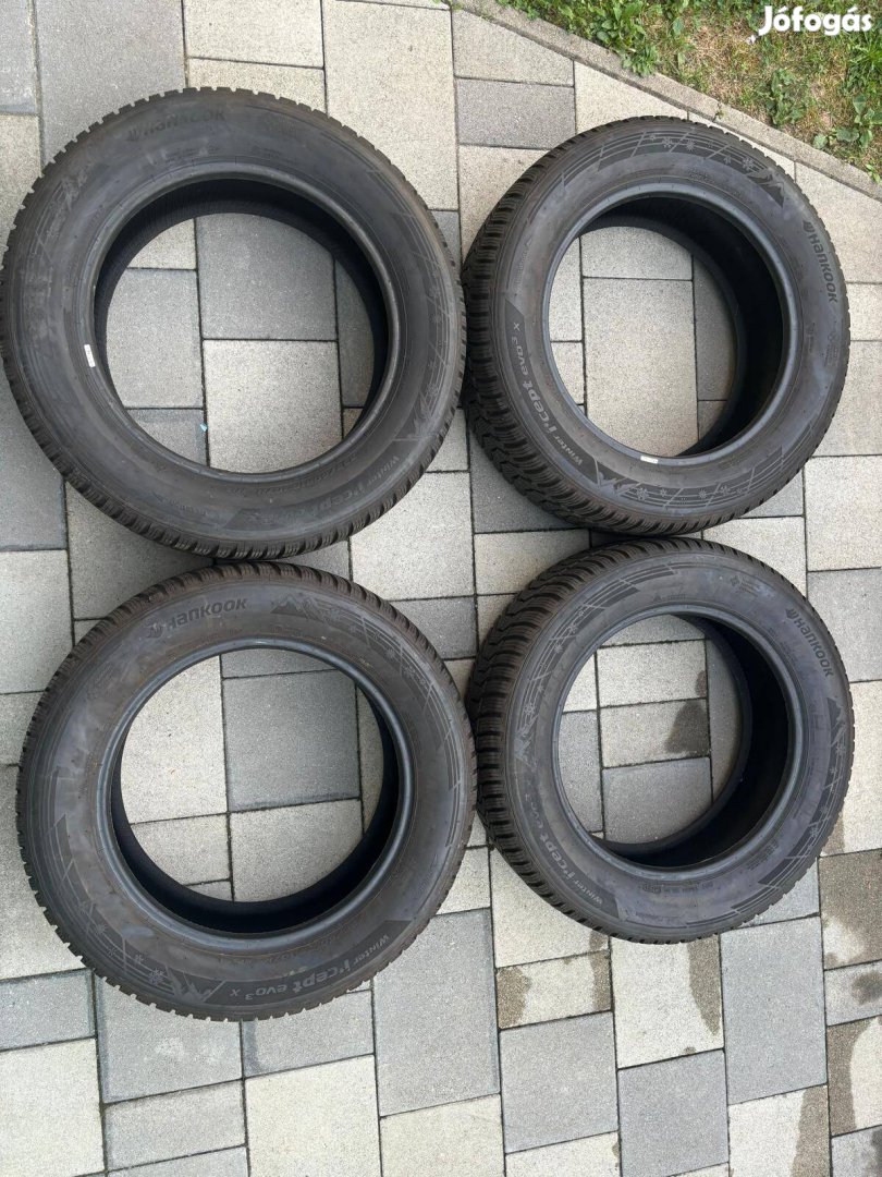 Gumiabroncs (téli), 4db, alig használt, Hankook, 235/60R18, 2021(31)