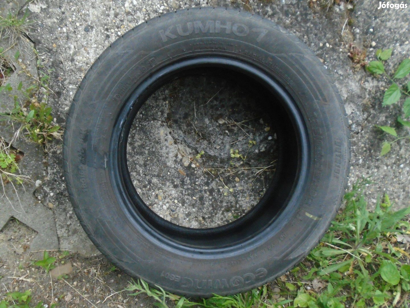 Gumiabroncs eladó 185/65R15 Kumho Es01