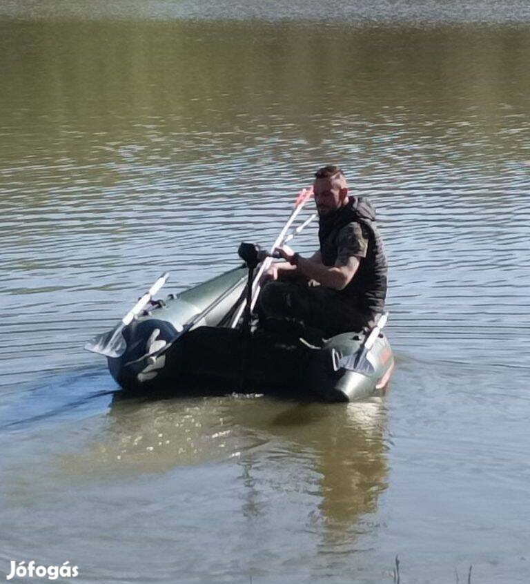 Gumicsónak, Csónakmotor, Akkumulátor