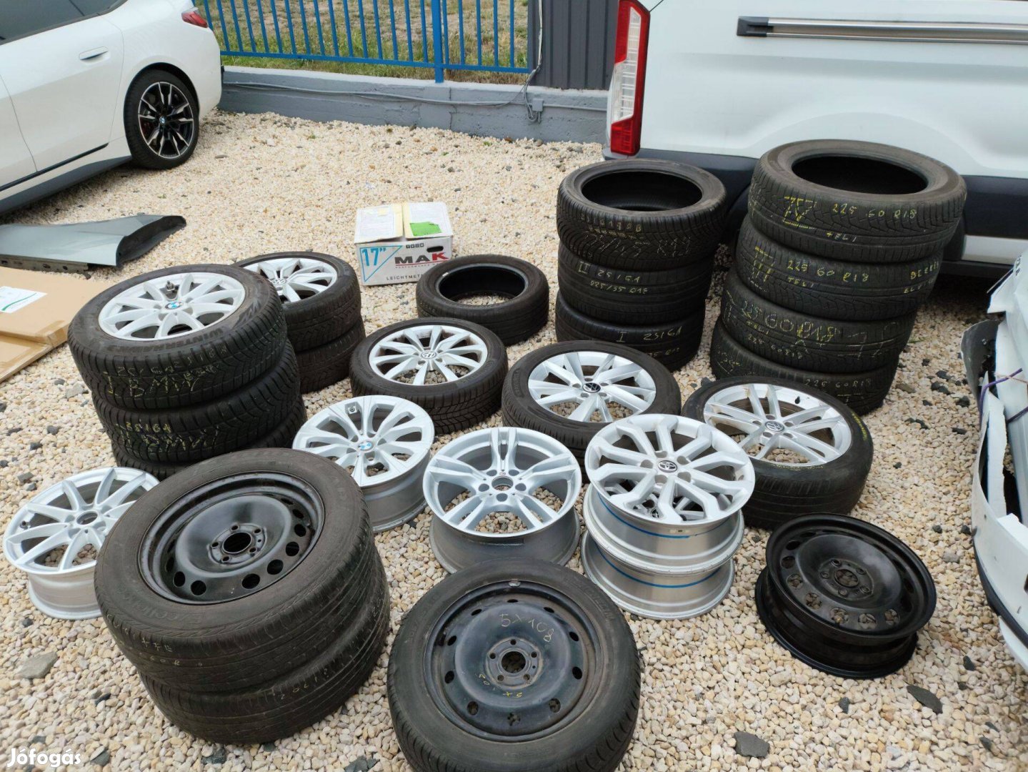 Gumik felnik téli nyári gumi felni kerék