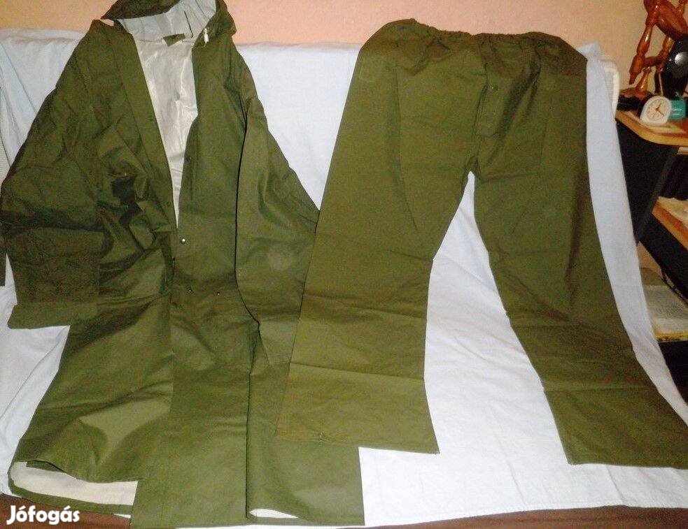 Gumírozott kapucnis, nadrágos Túrázó garnitúra