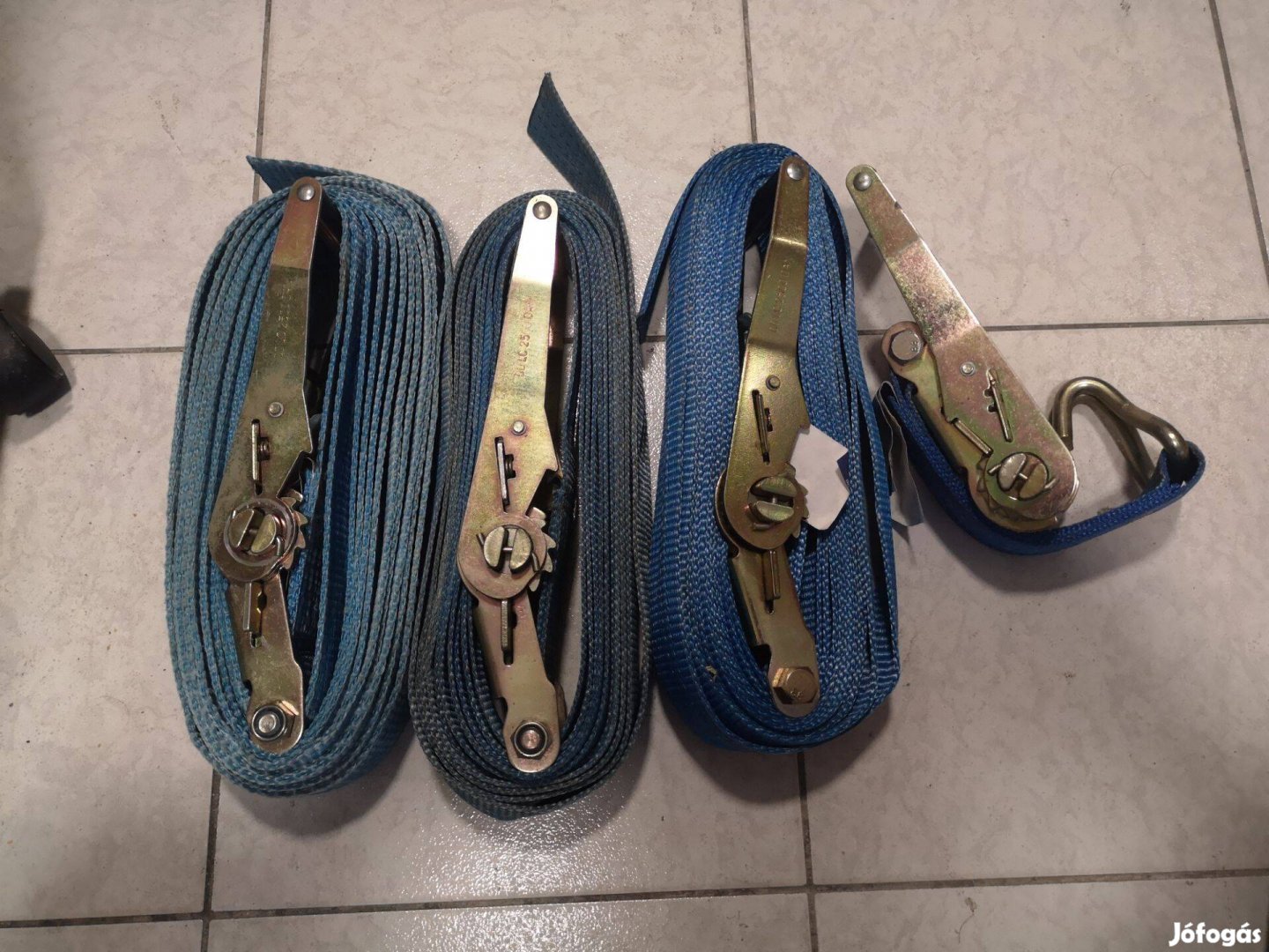 Gurtnik hajó rögzítésére a vontatón