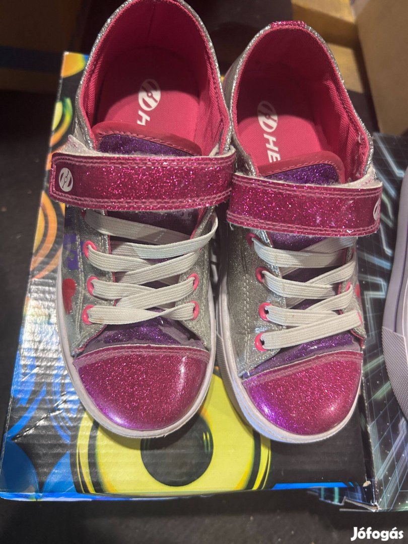 Guruló cipő kivehető kerékkel