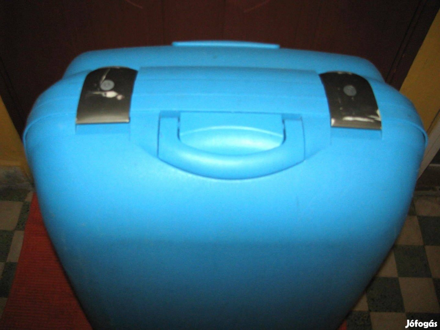 Gurulós bőrönd 82x50x30 számzár törhetetlen 5 zár4 g ritka