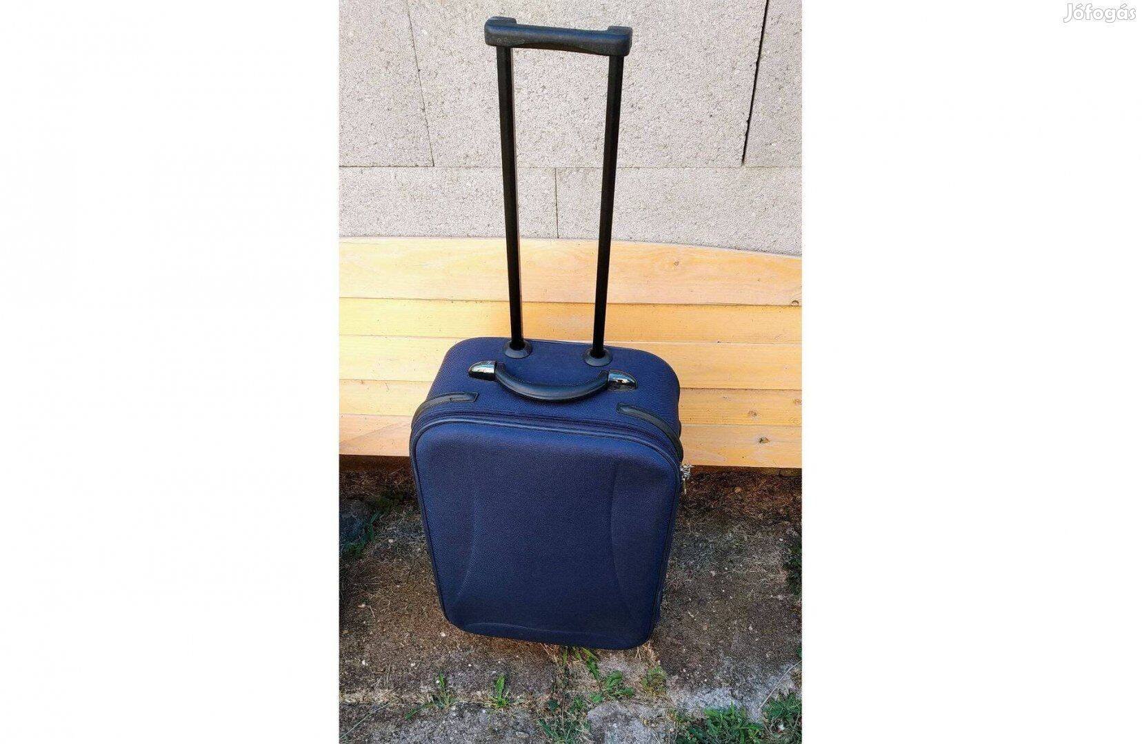 Gurulós bőrönd XL 57X40X20 cm újszerű Erős Vászon Cipzáras Belső Zseb