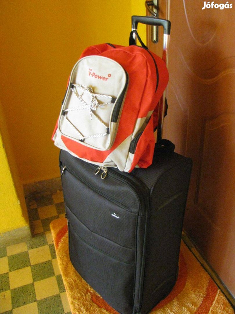 Gurulós bőrönd, 65x41x21 könnyű és hátizsák: 38x33x10 hibátlanok