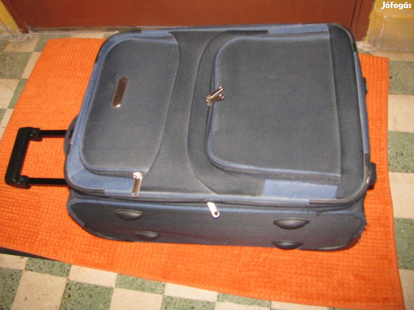 Gurulós bőrönd repülőre is 50x35x21-24 Lambertazzi kék szürke