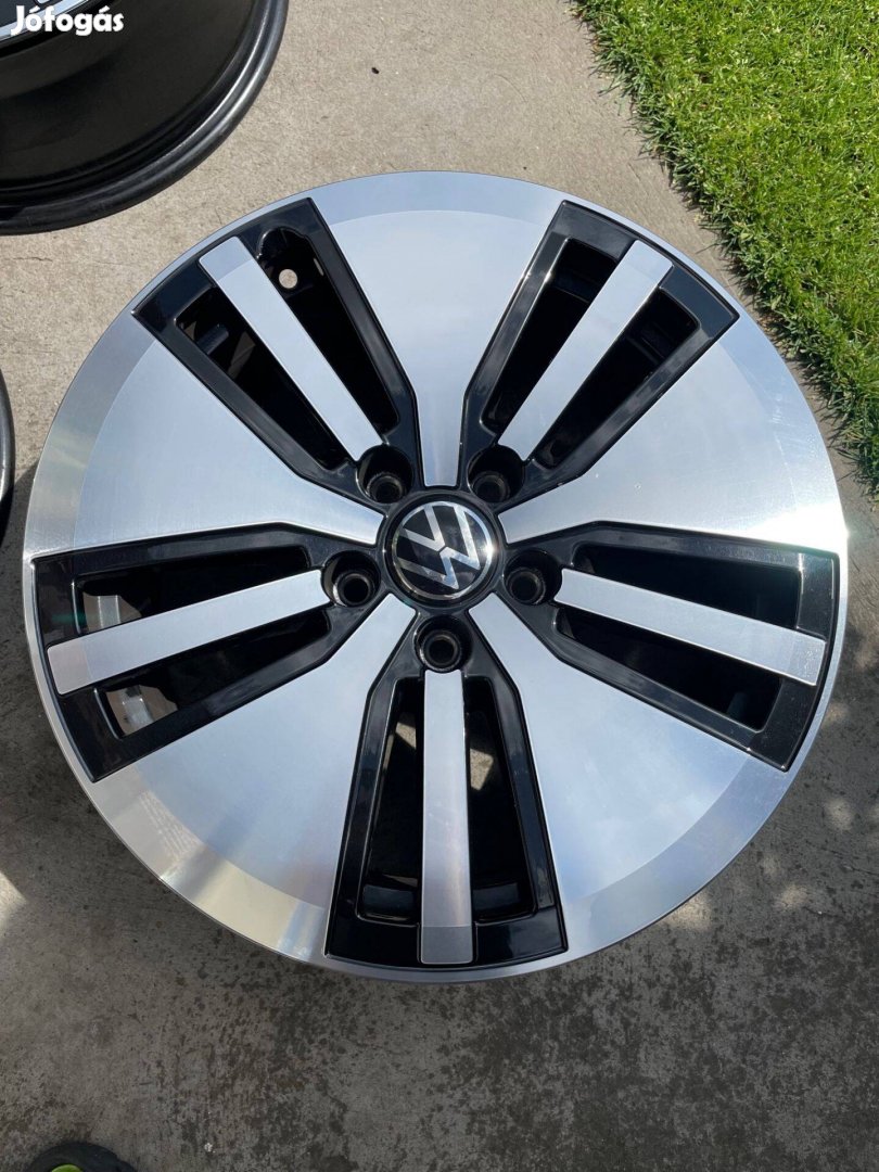 Gyakorlatilag új VW alufelnik 17" méretben 5x112 osztókörre