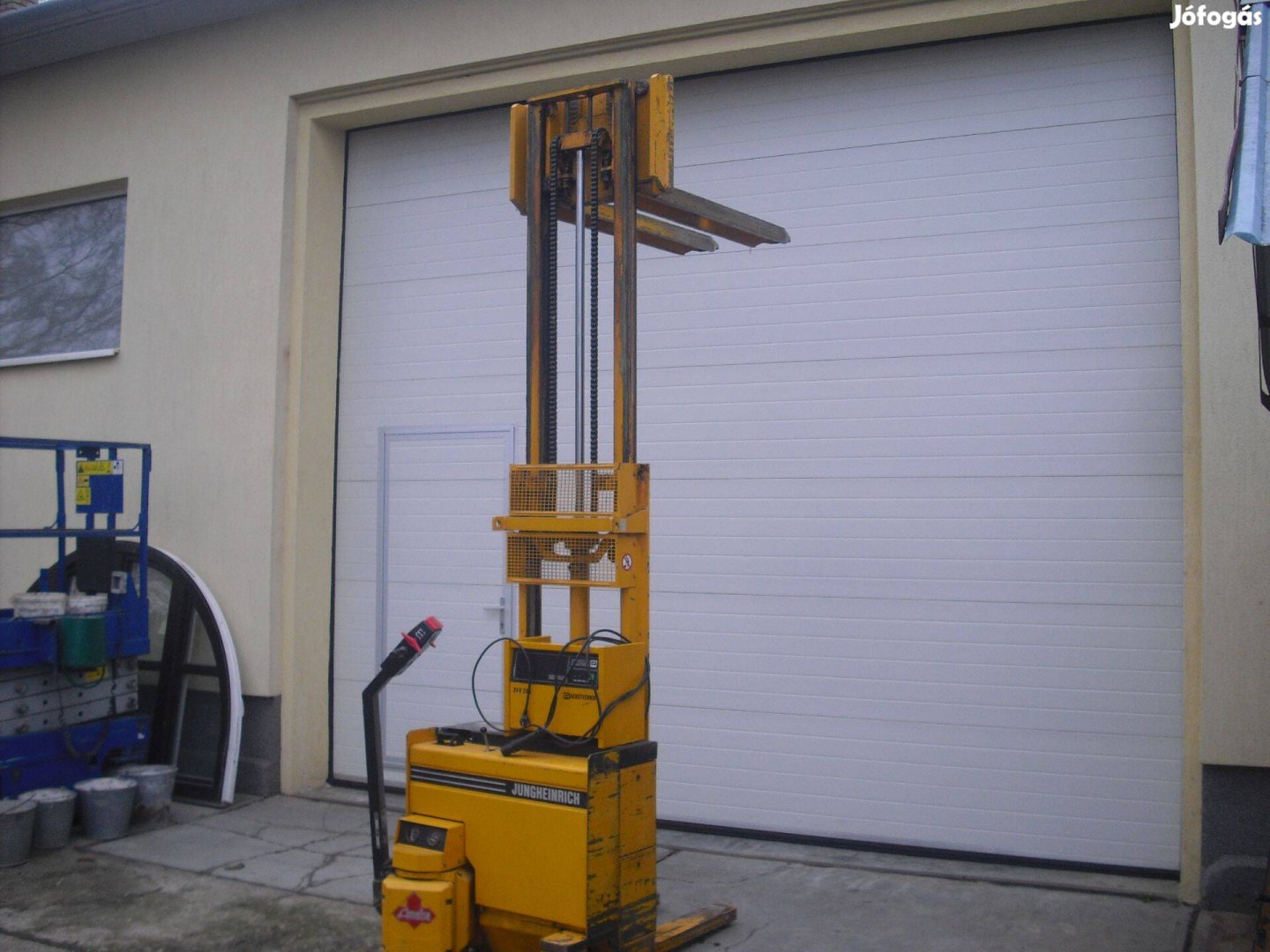 Gyalogkiséretü targonca Jungheinrich 24V-os