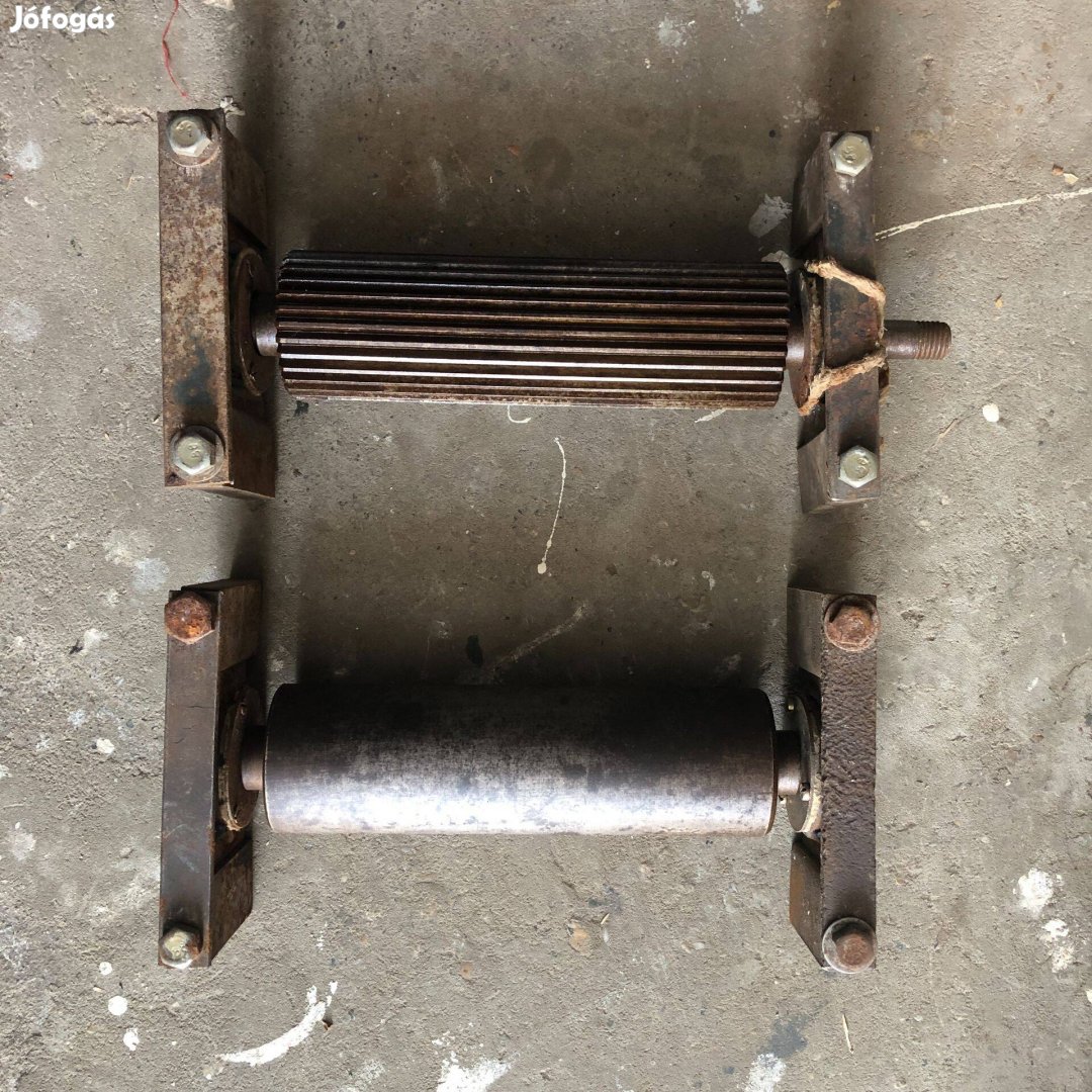 Gyalugép anyag továbbító hengerek