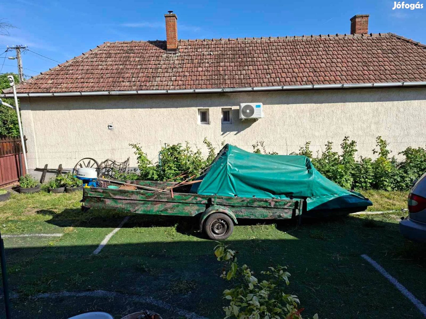 Gyantás tiszai ladik, ponyvás,. szállitóval