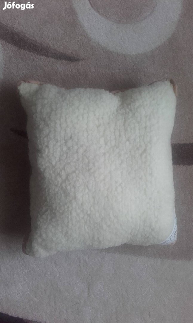 Gyapjú kispárnák Etyek