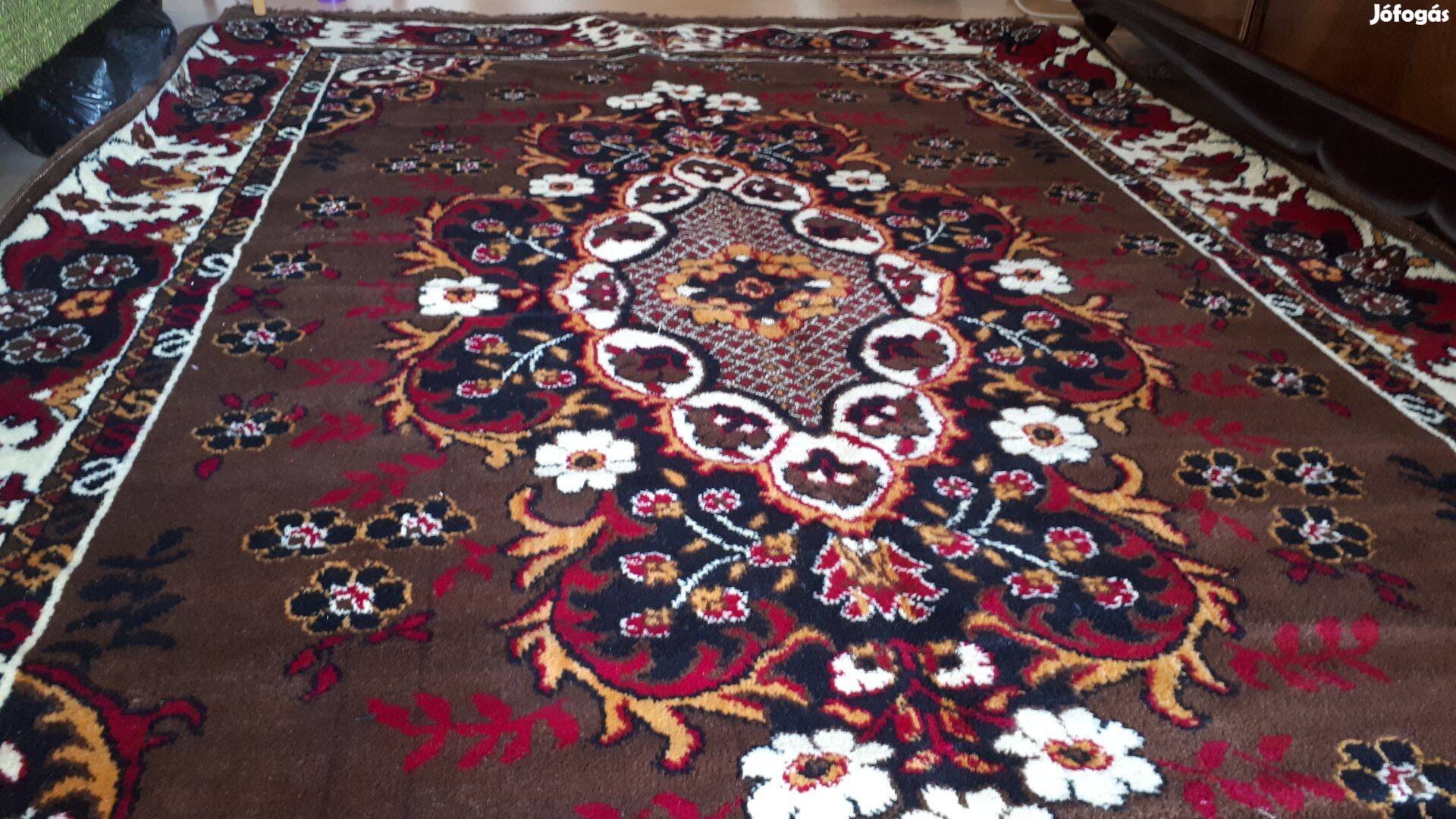Gyapjú perzsa szőnyeg, új, nagyméretű gépi eladó