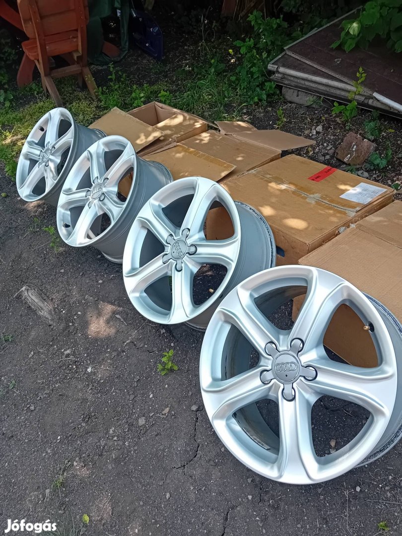 Gyári 17 coll os Audi alufelni eladó 