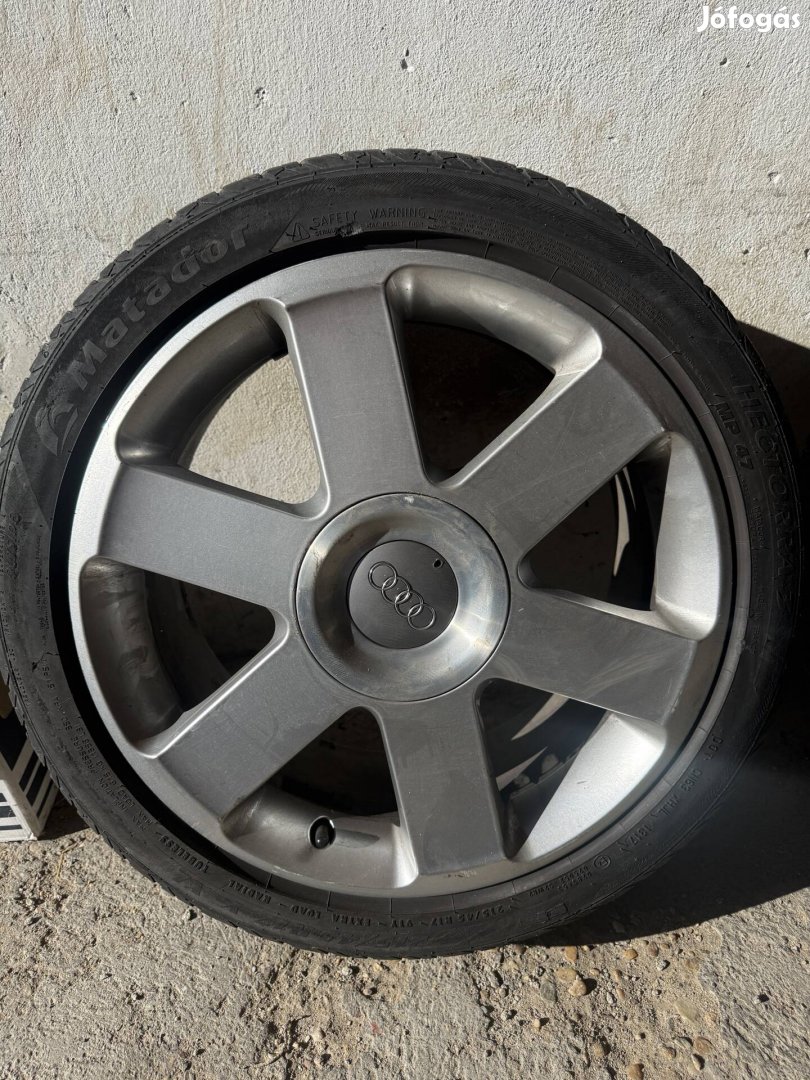Gyári 17-es Audi alufelni+gumi!