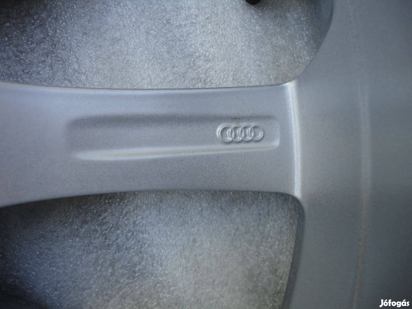 Gyári 1db új 5 x 112-es Audi alufelni eladó