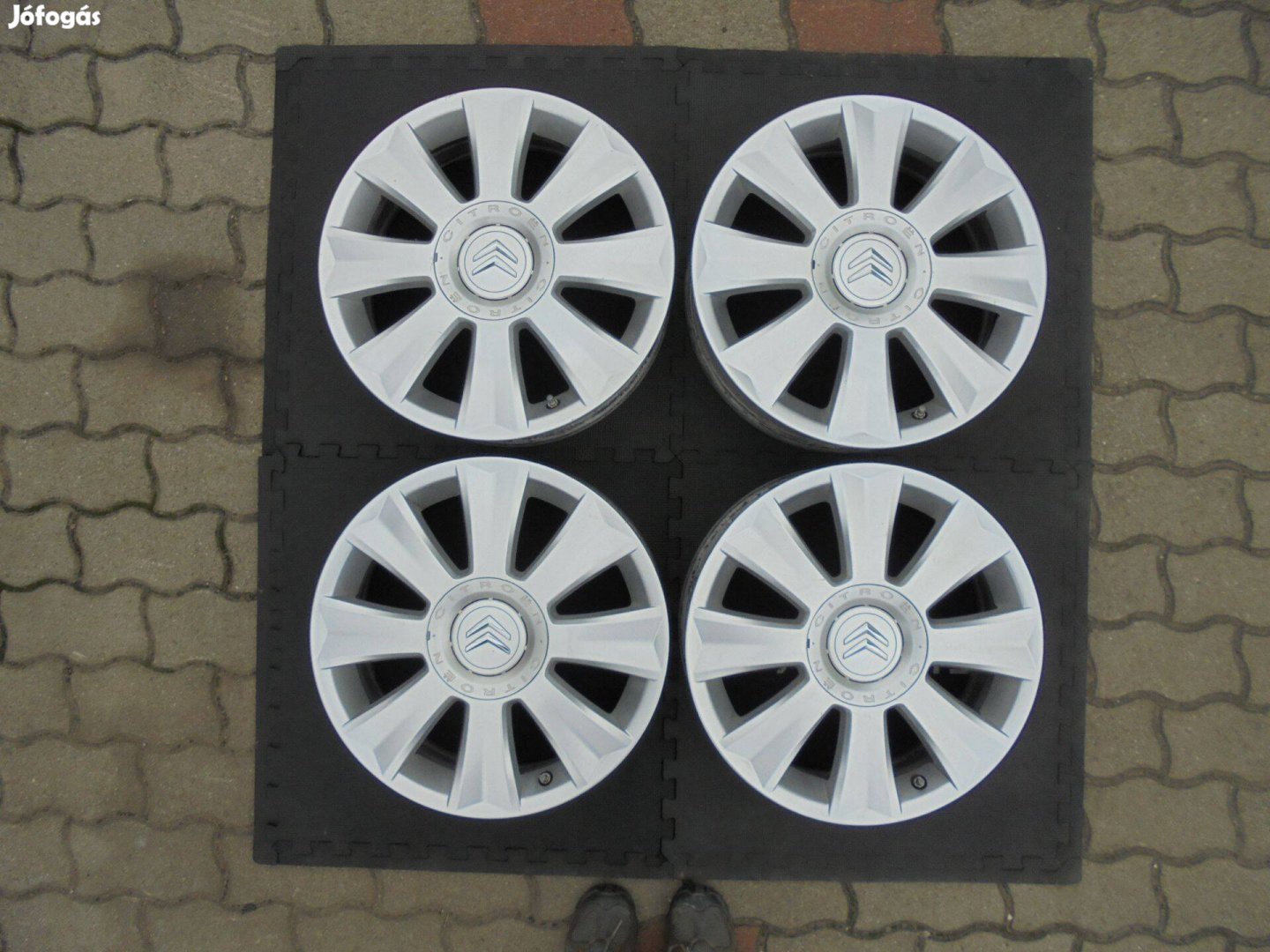 Gyári 4 x 108-as alufelni eladó