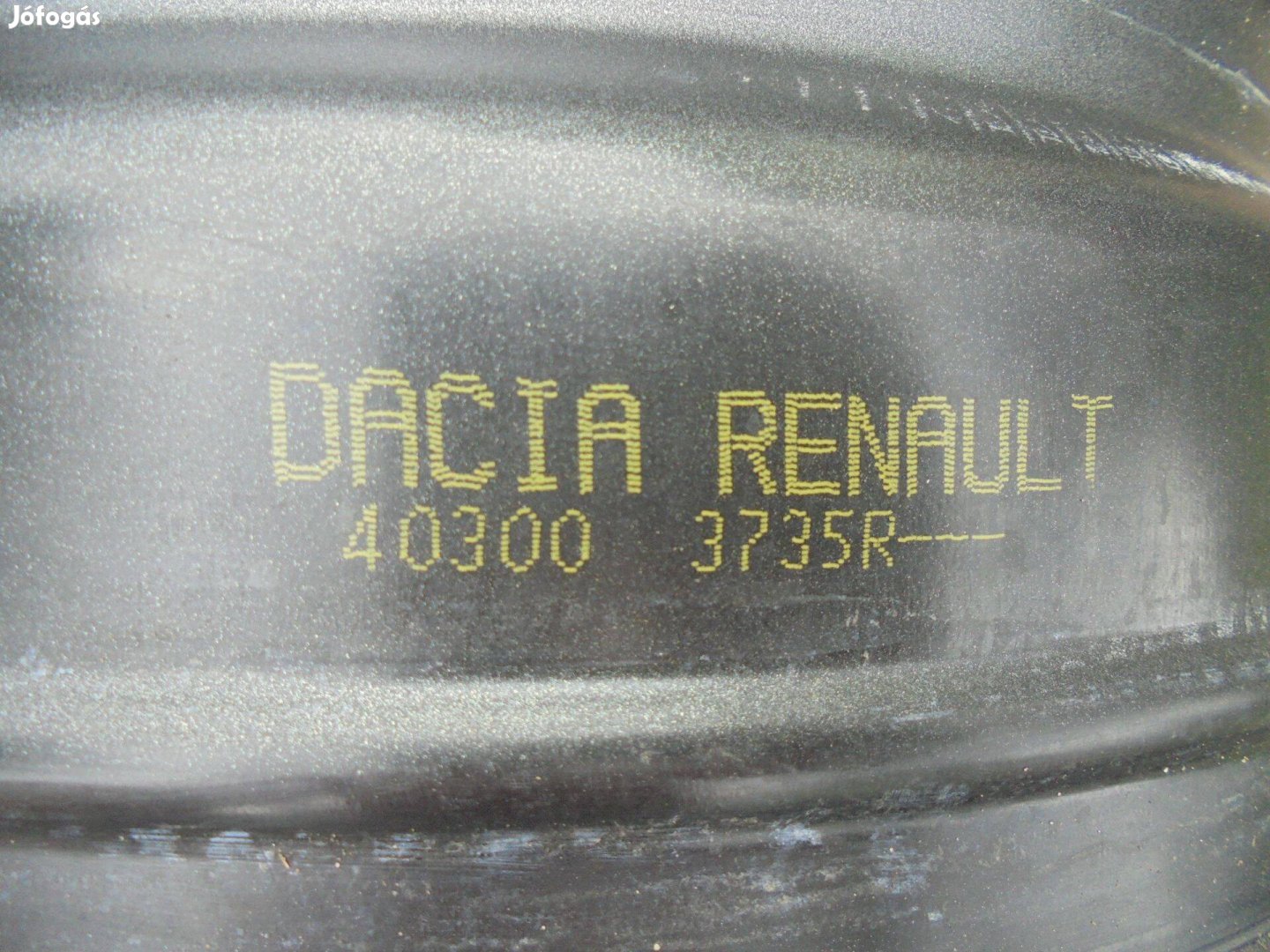 Gyári 5 x 114.3-as Duster lemezfelni kitűnő állapotban eladó