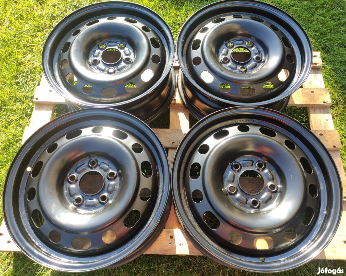 Gyári 5x114,3 R16 Mazda ill. Hyundai KIA felni dísztárcsa Tpms jeladó