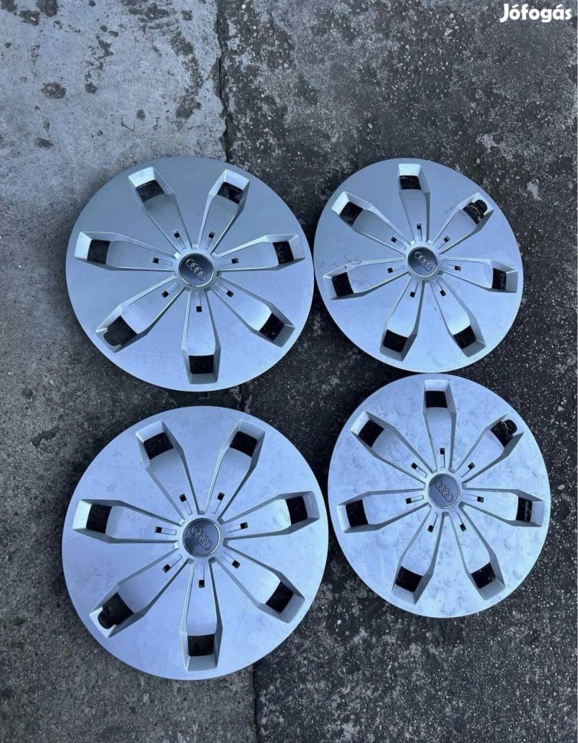 Gyari AUDI 16" dísztárcsa 4db