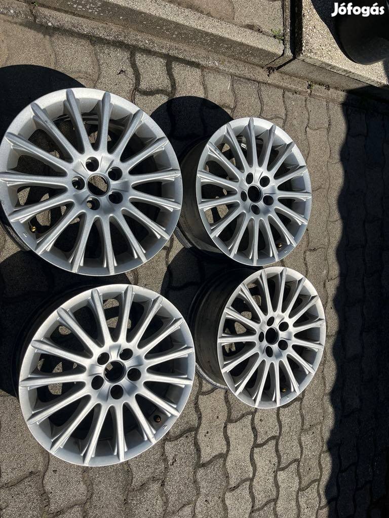 Gyári Alfa Romeo felni 5x98 16