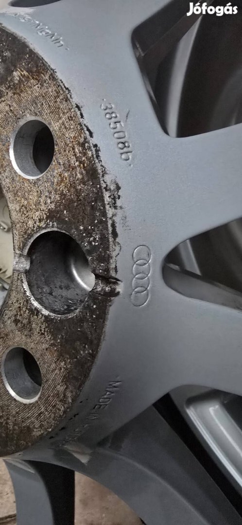 Gyári Audi 17col. alufelni és Goodyear téligumi eladó! 