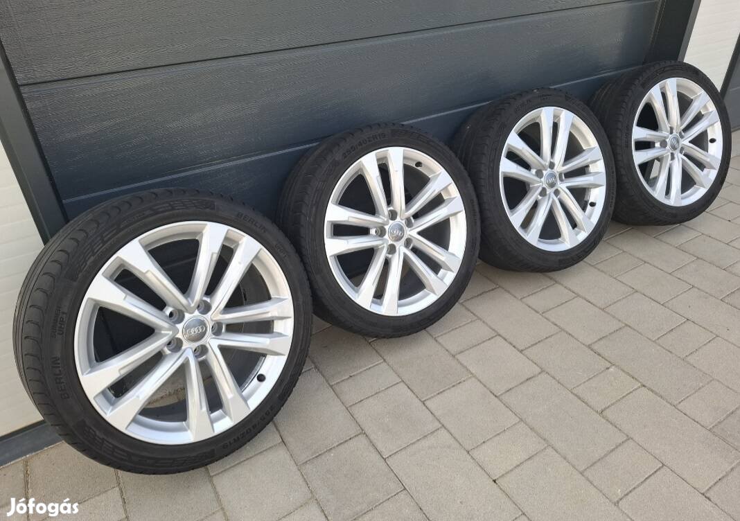 Gyári Audi 19" 255/40R19 alufelni garnitúra!