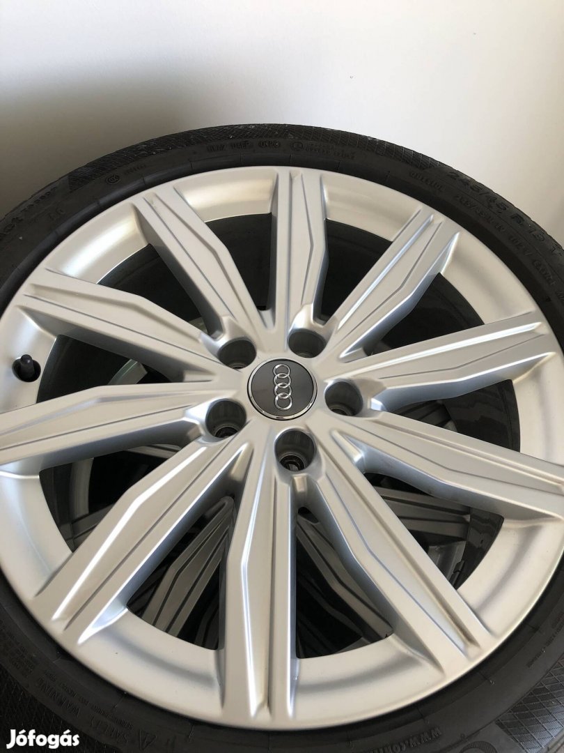 Gyári Audi 5x112 19" alufelni felni 245/45r19 teligumikkal 