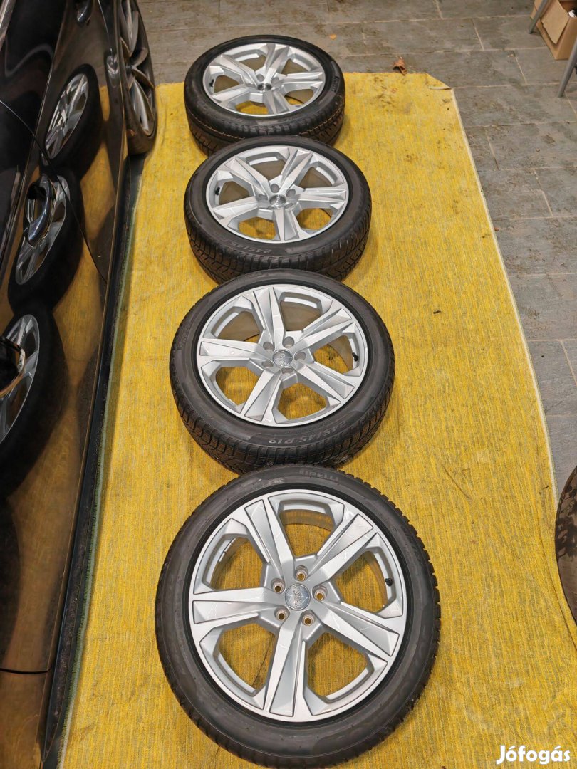 Gyári Audi 5x112 19" kerékszett