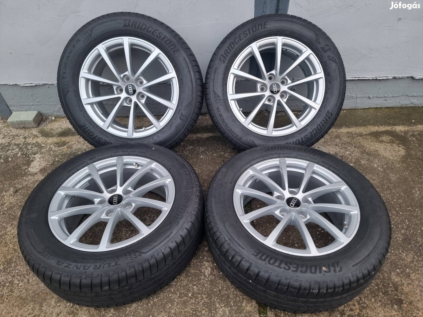 Gyári Audi 5x112es  17"-os alufelni