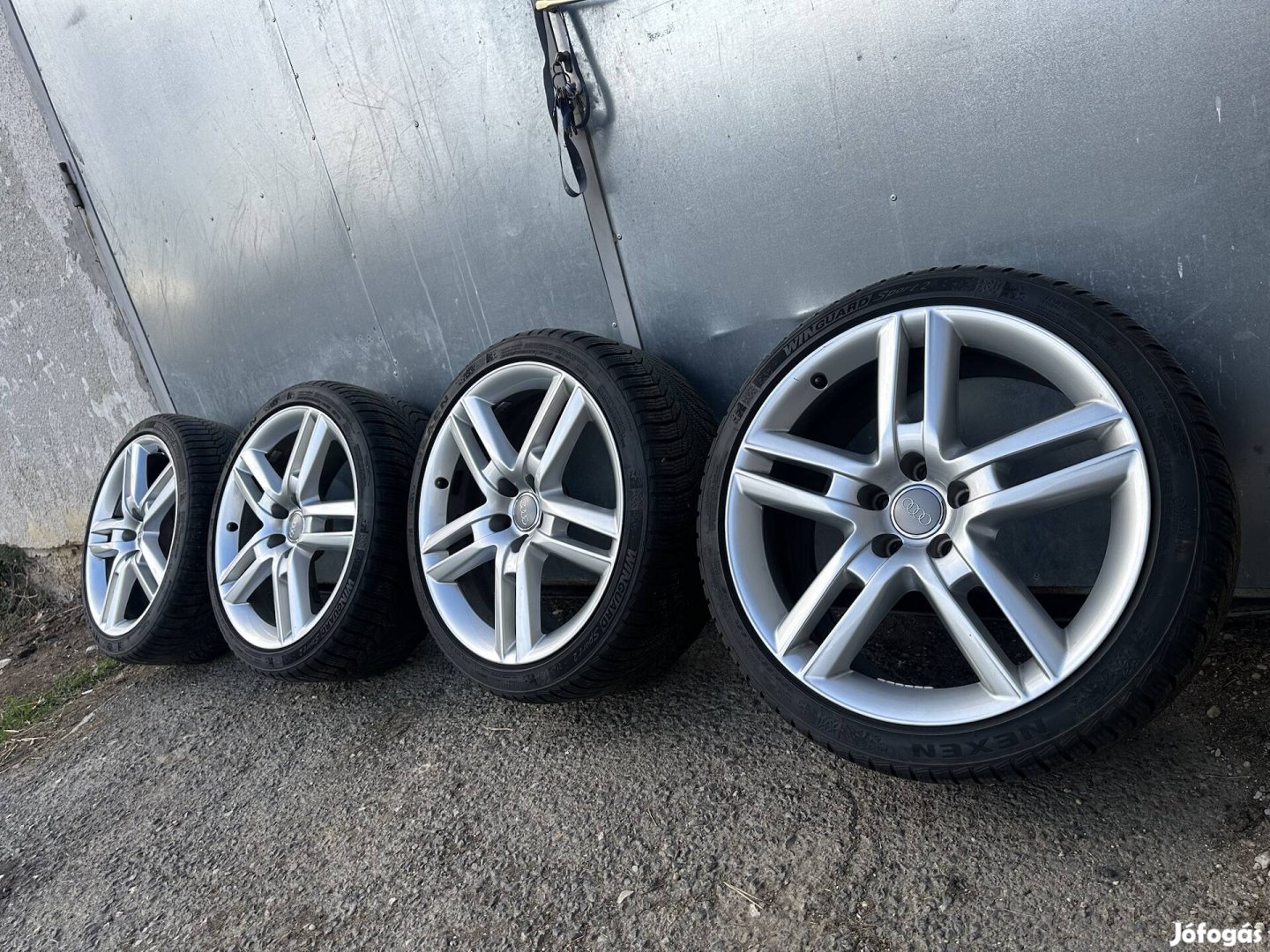 Gyári Audi alufelni R19