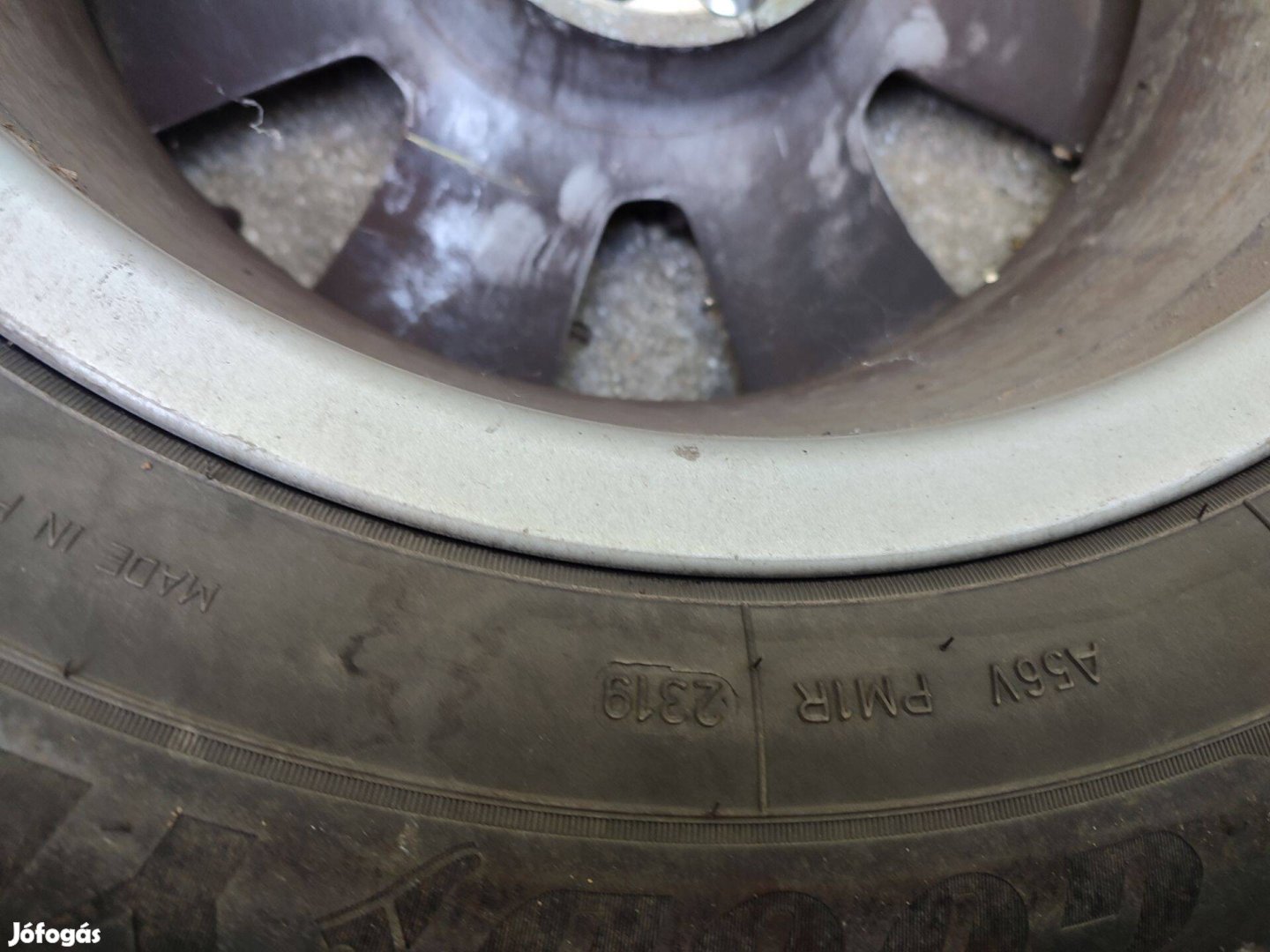 Gyári Audi felni goodyear téligumival