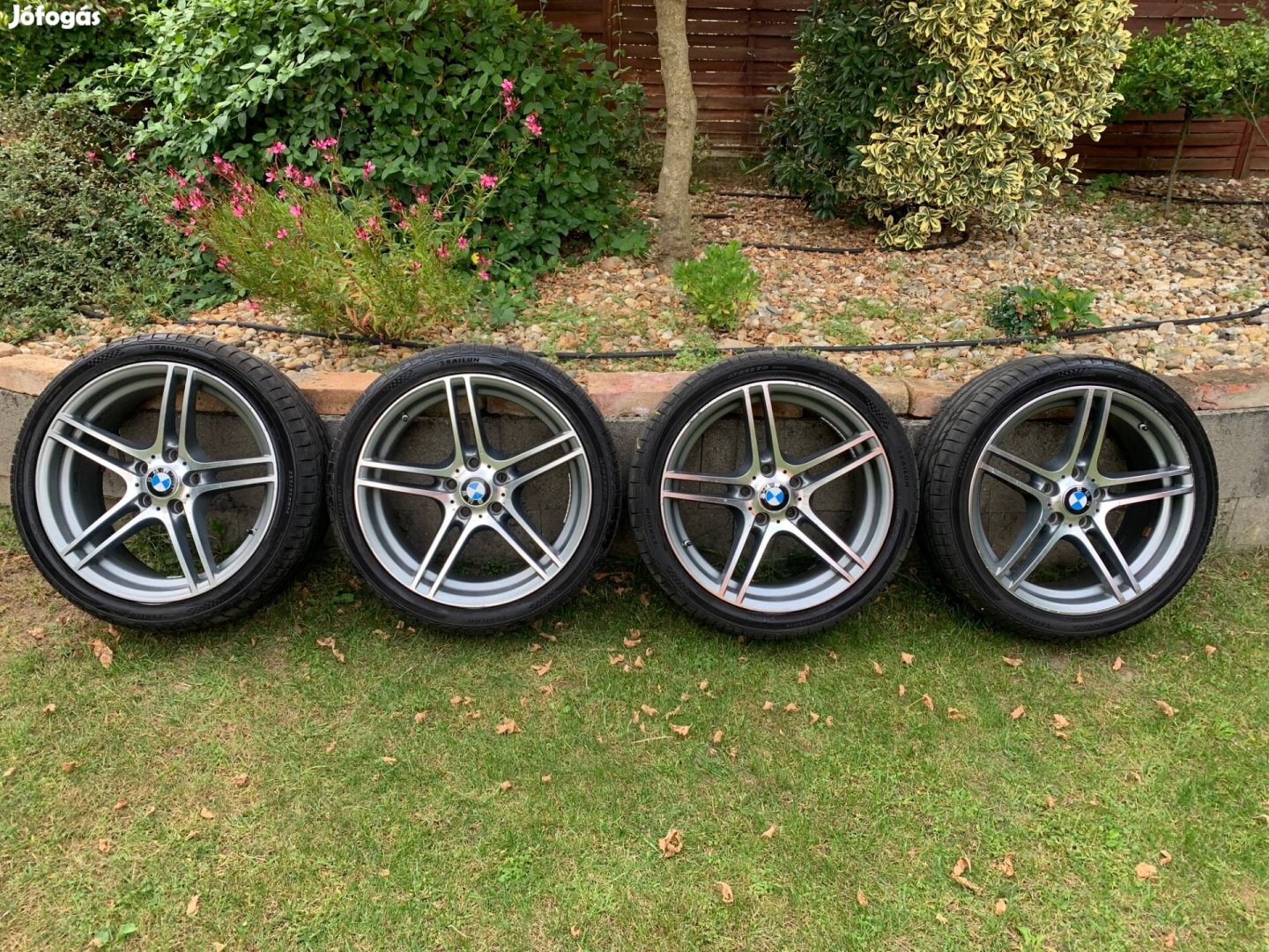 Gyári BMW 5x120 19col 255/35r19 2024-es nyári 260e/4db