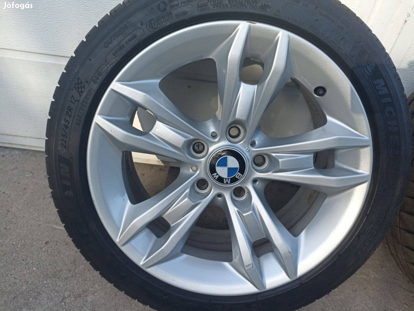 Gyári BMW 5x120 R17 Alufelni Újszerű Michelin Gumikkal