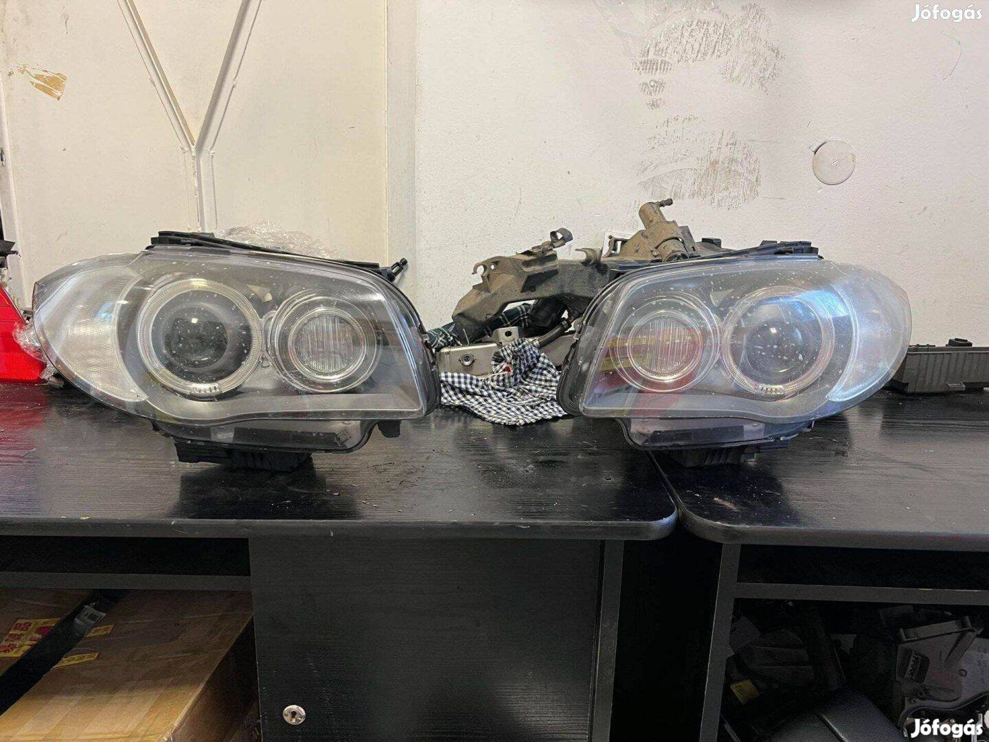 Gyári BMW E87 kanyarkövető xenon fényszóró